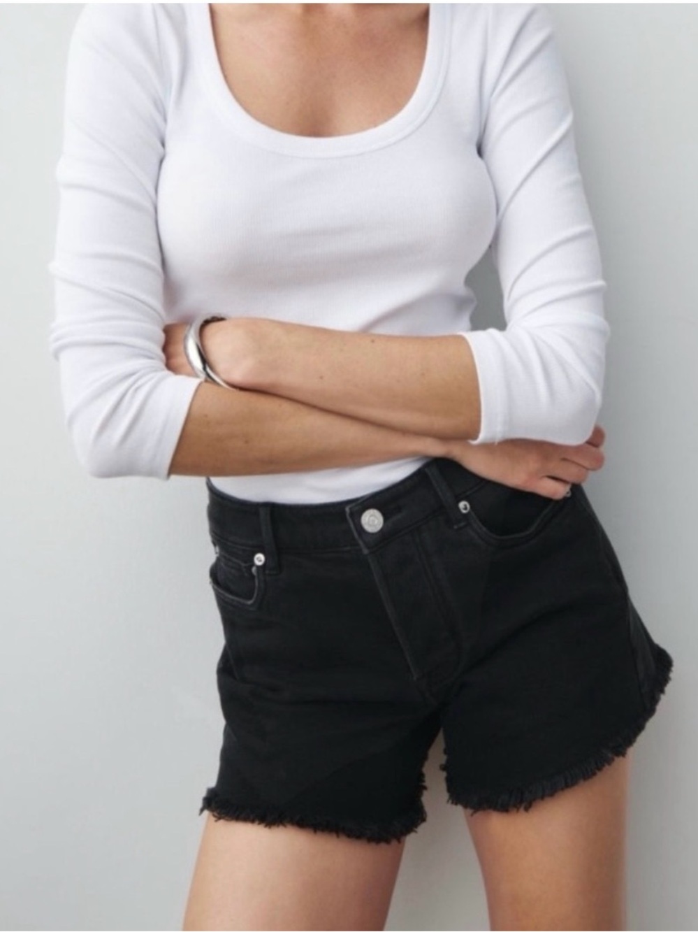 AYR The Juuust Riiight Black Cutoff Denim Shorts Size 29